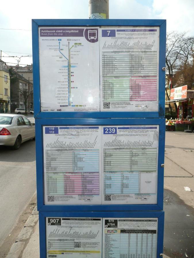 Laky9 Apartman *
